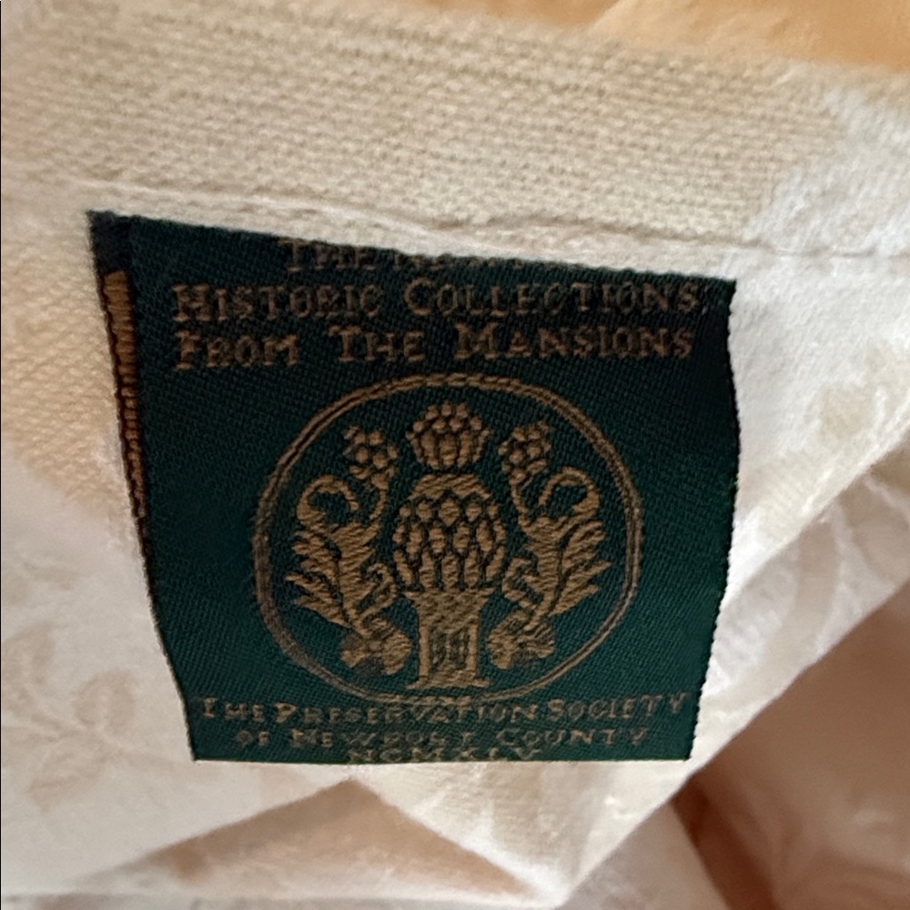 Historical Collections from the Mansions of Newport:  Cream Textured Fabric